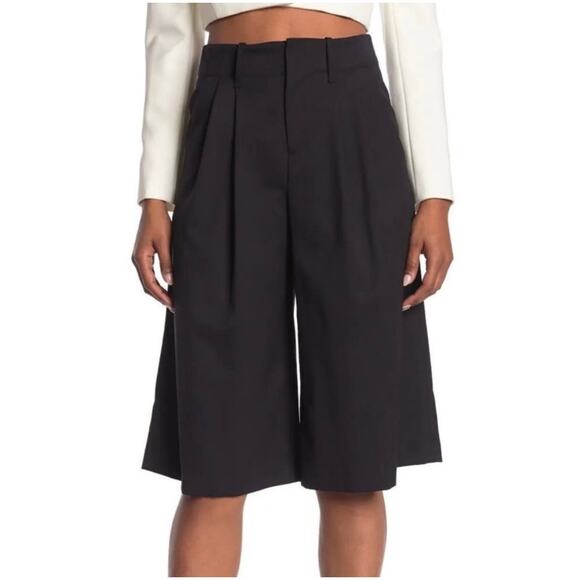 Alice and Olivia Black Employed High Waist Culottes Guacho Long Shorts Size 4 - Picture 1 of 7